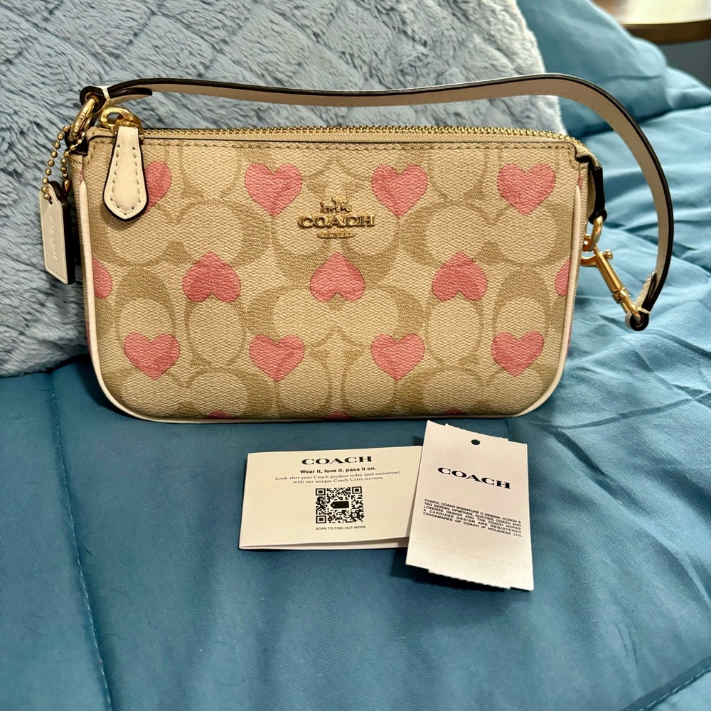 Coach Valentine’s Heart Mini Bag Wristlet Pink